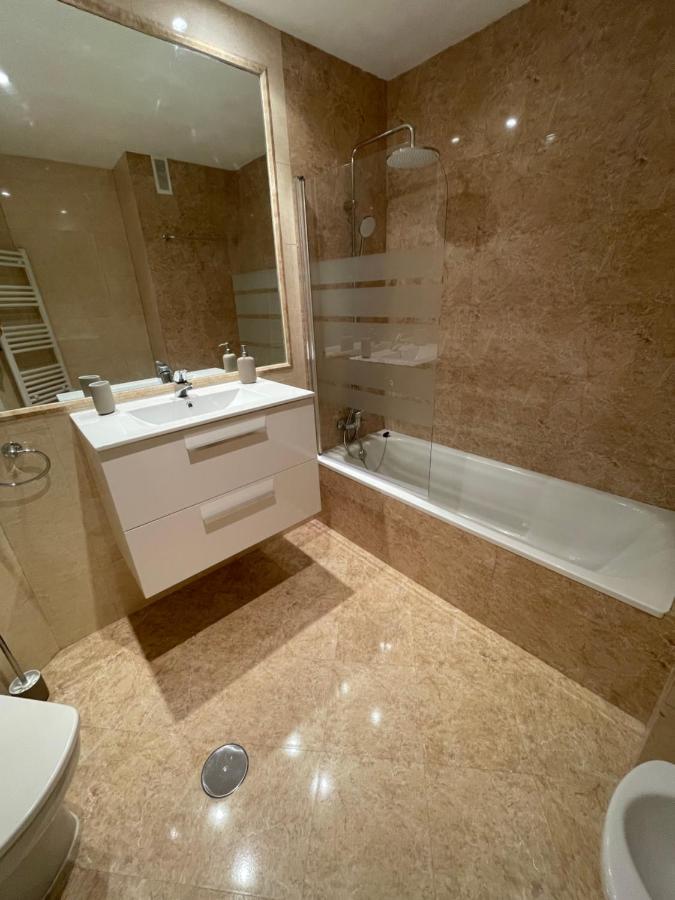 Arizonica Suites Chamartin Madrid Exteriör bild